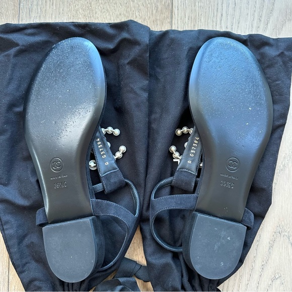 Authentic Chanel Suede Quilted Lambskin Silver Jeweled CC Thong Sandals - Picture 5 of 13